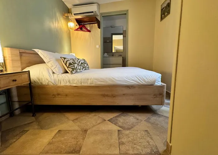 Colomba Centre-ville Historique Szálloda 3*