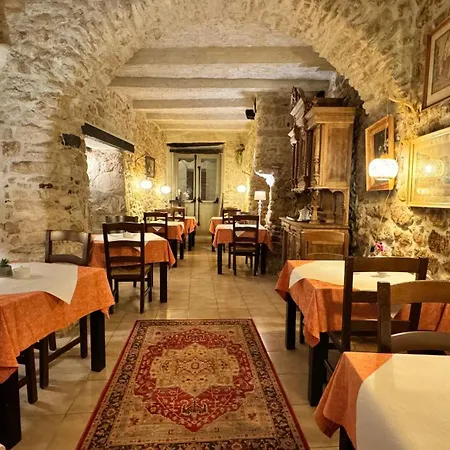 Colomba Centre-ville Historique 3* Bonifacio (Corsica)