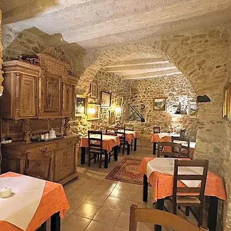Colomba Centre-ville Historique 3*