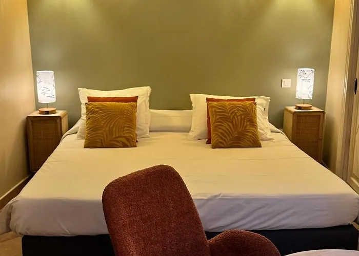 Colomba Centre-ville Historique ボニファシオ