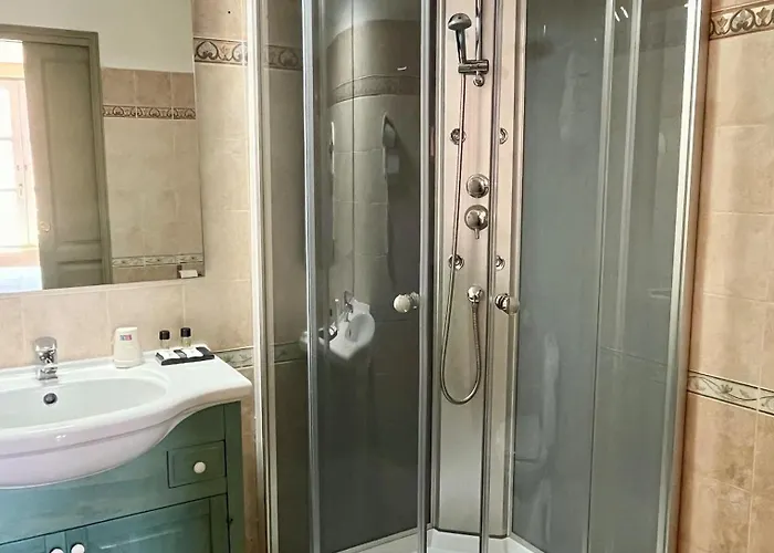 Colomba Centre-ville Historique ホテル ボニファシオ